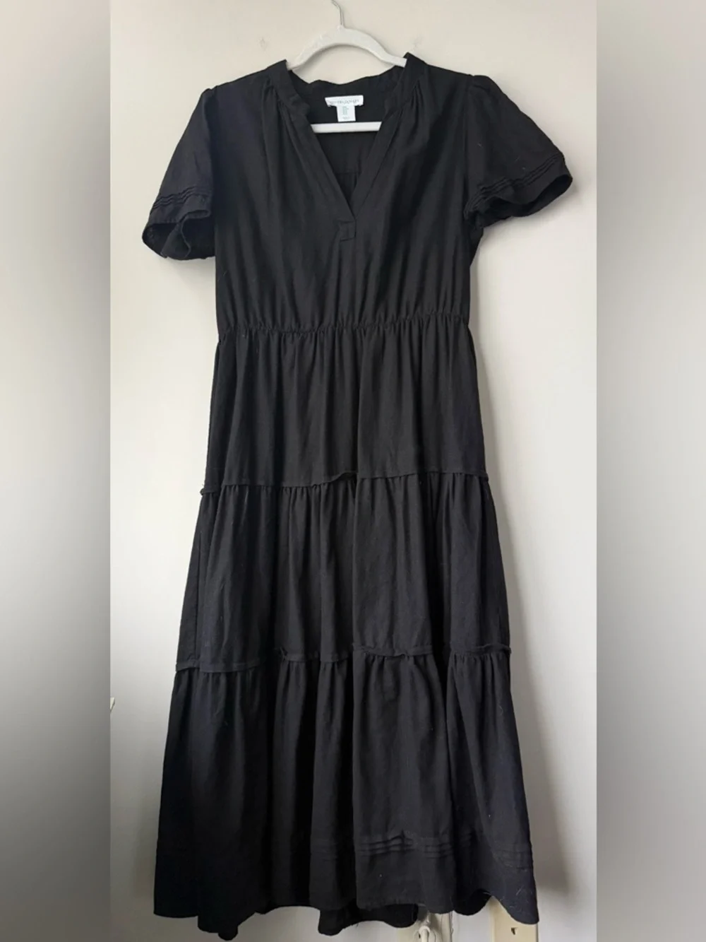 cynthia rowley tiered maxi dress Cynthia Rowley Black Tiered Maxi Dress Size M